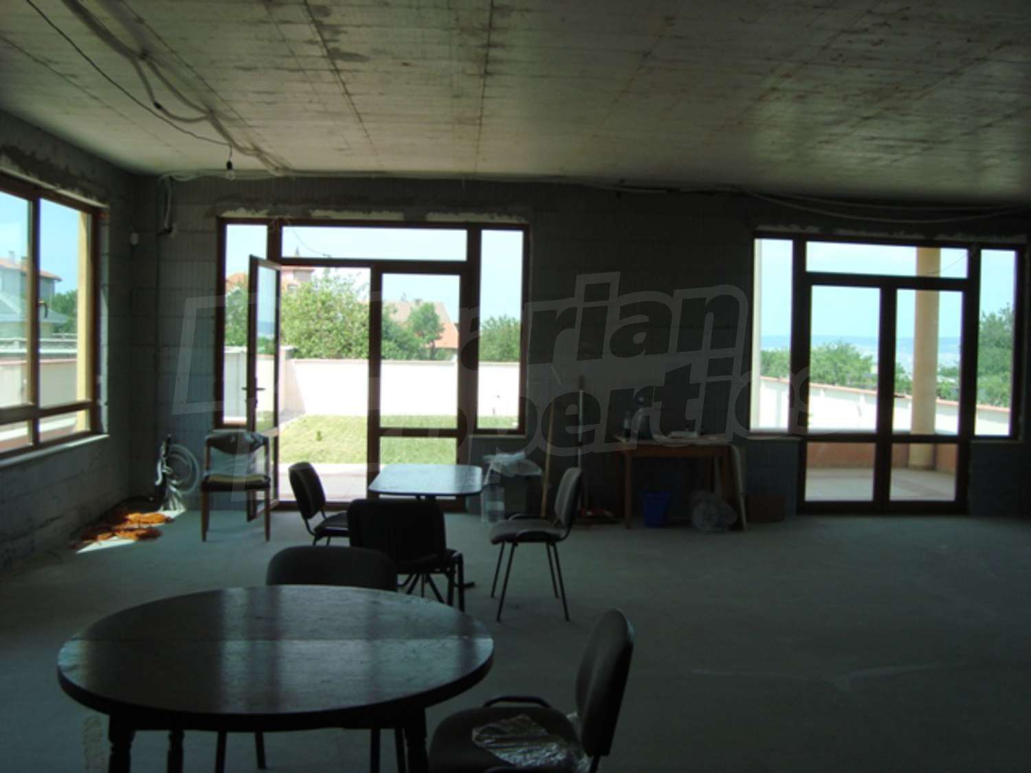Gallery Picture 14