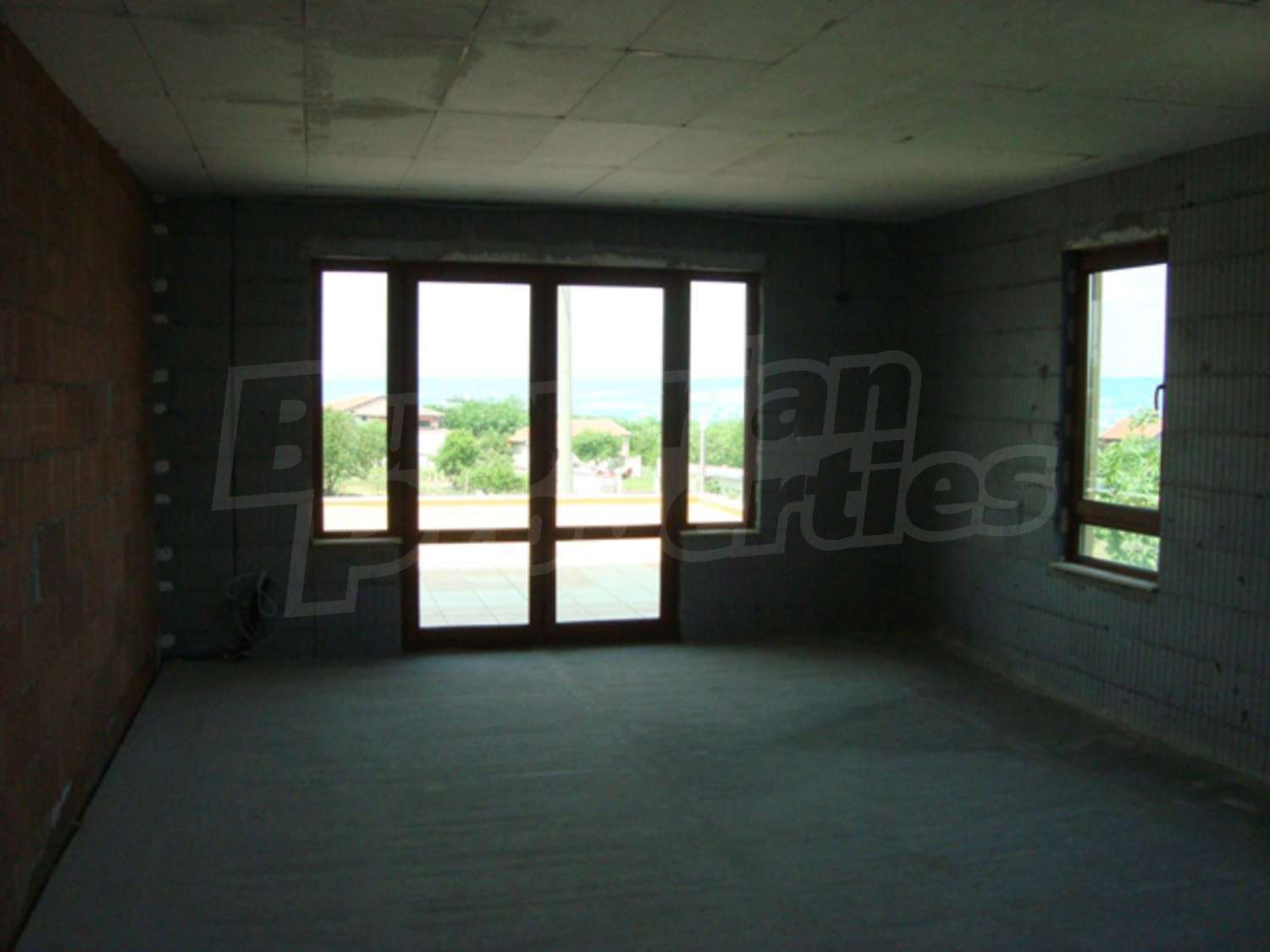 Gallery Picture 23