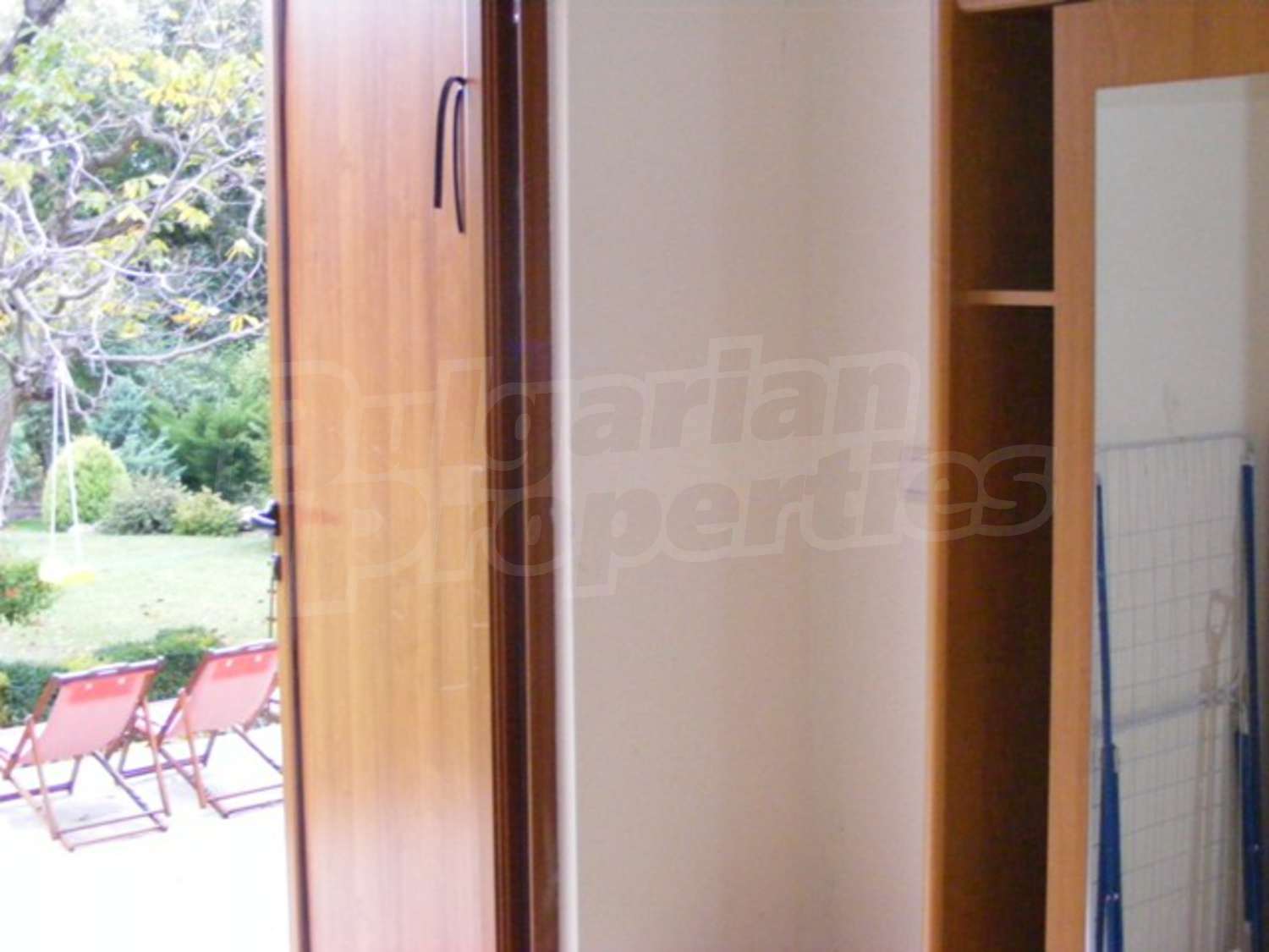 Gallery Picture 8