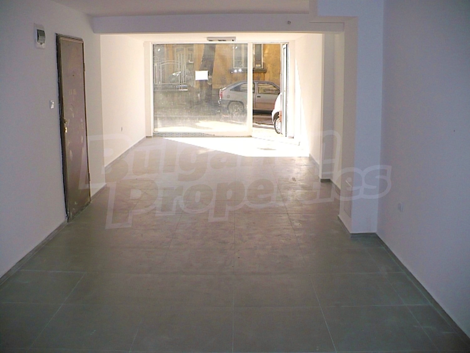 Gallery Picture 12