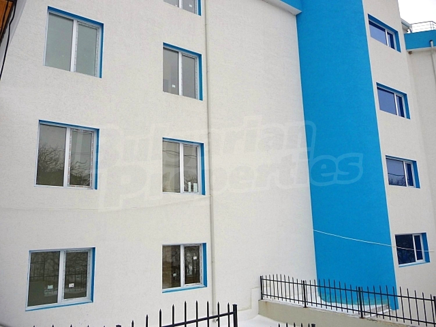 Gallery Picture 13