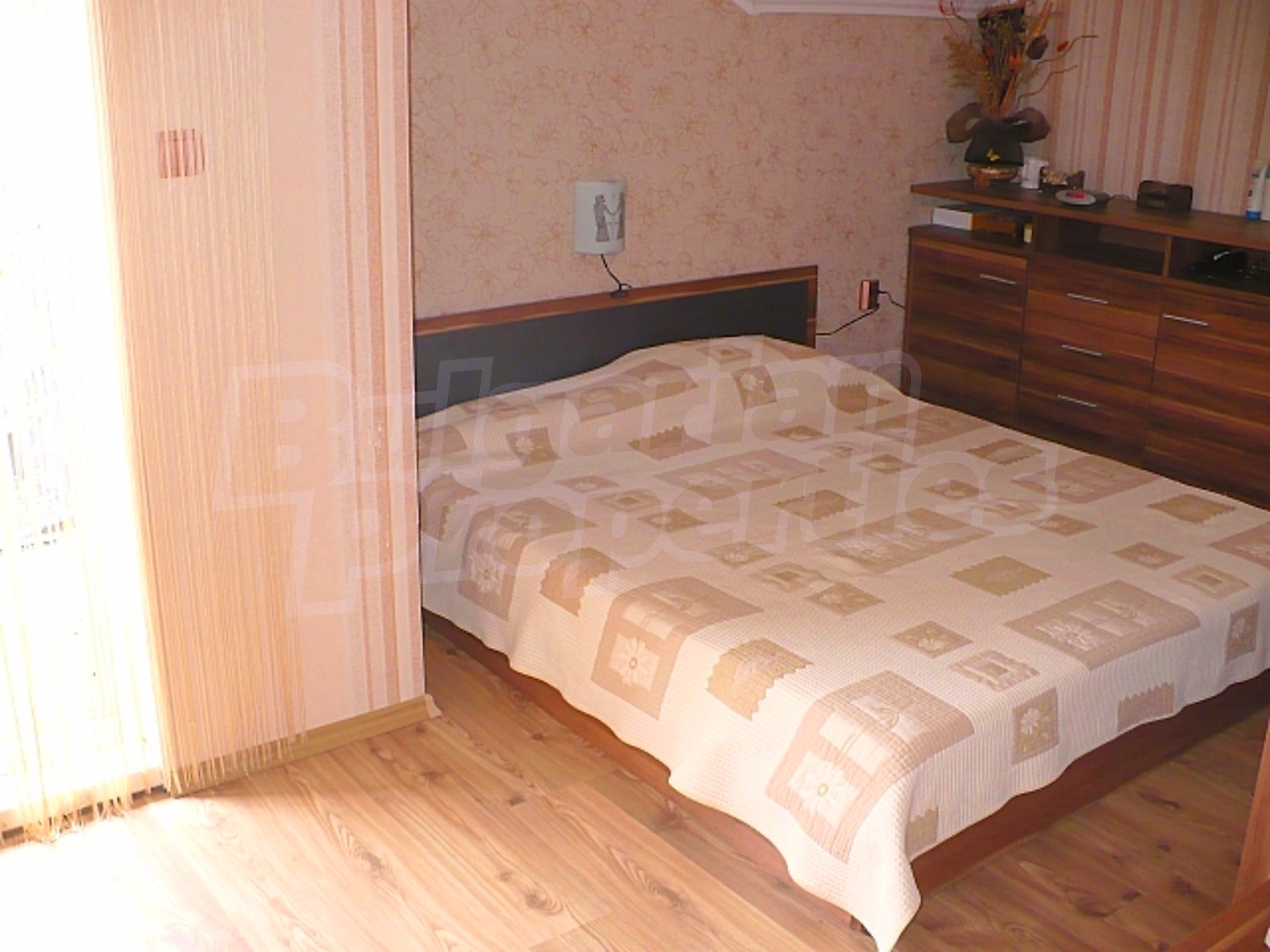 Gallery Picture 19