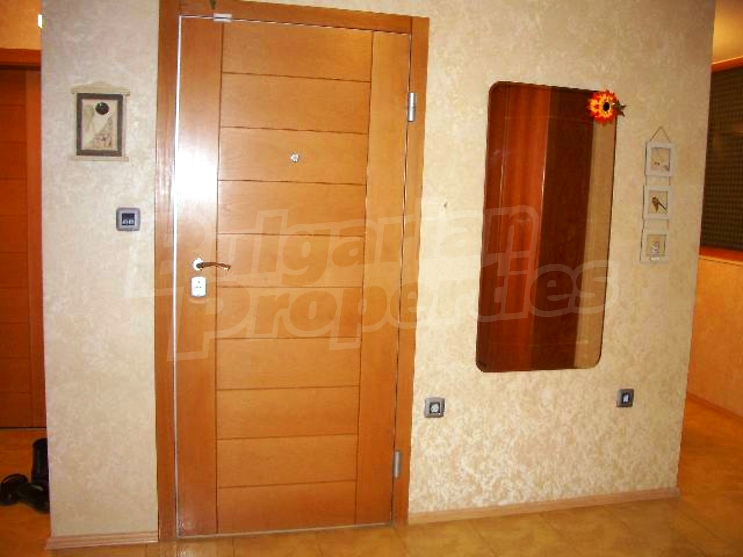 Gallery Picture 10