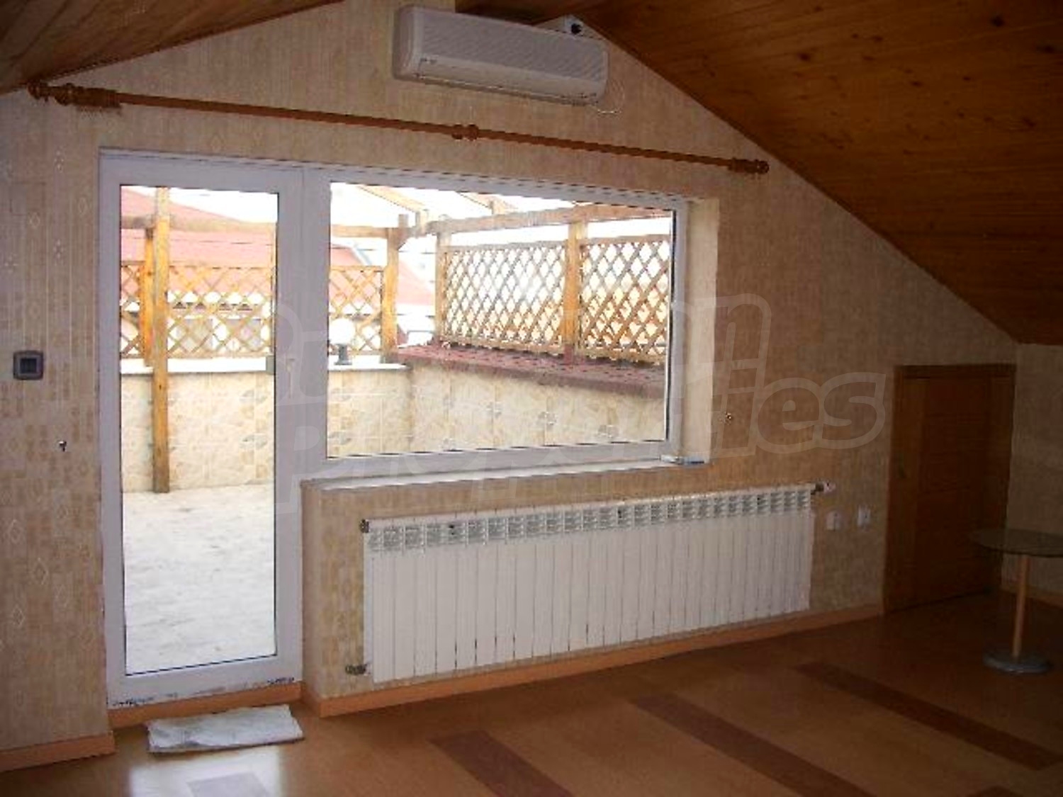 Gallery Picture 14