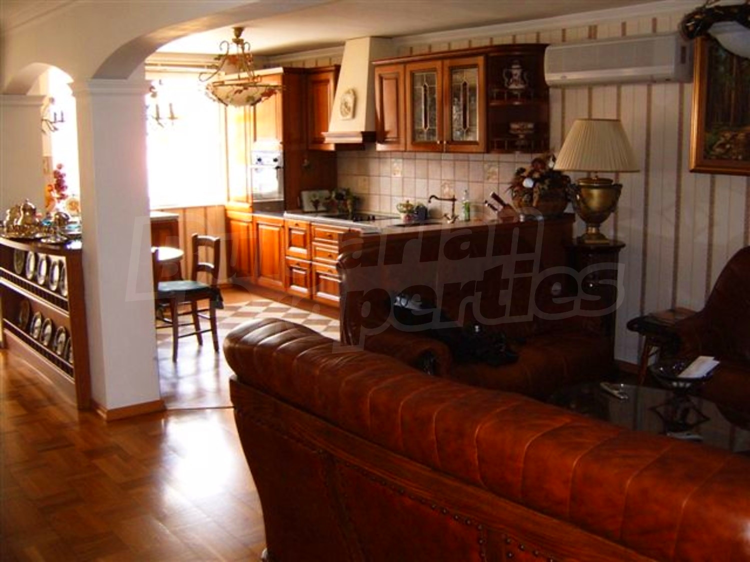 Gallery Picture 10