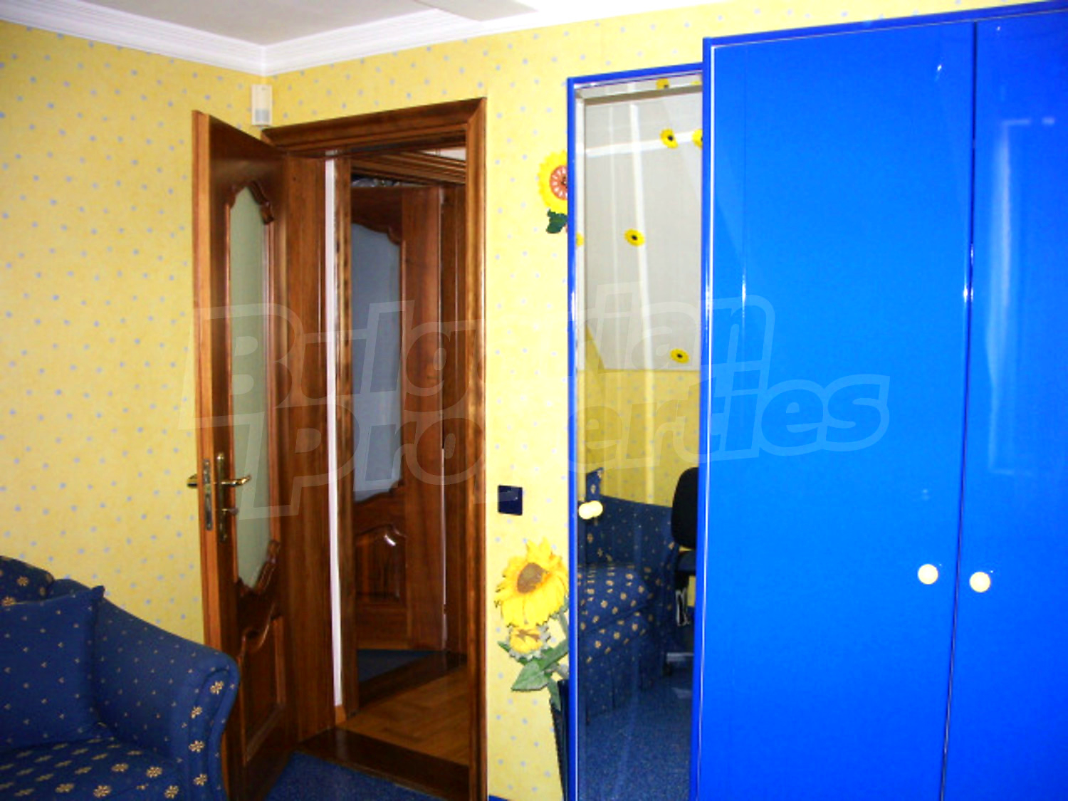 Gallery Picture 25