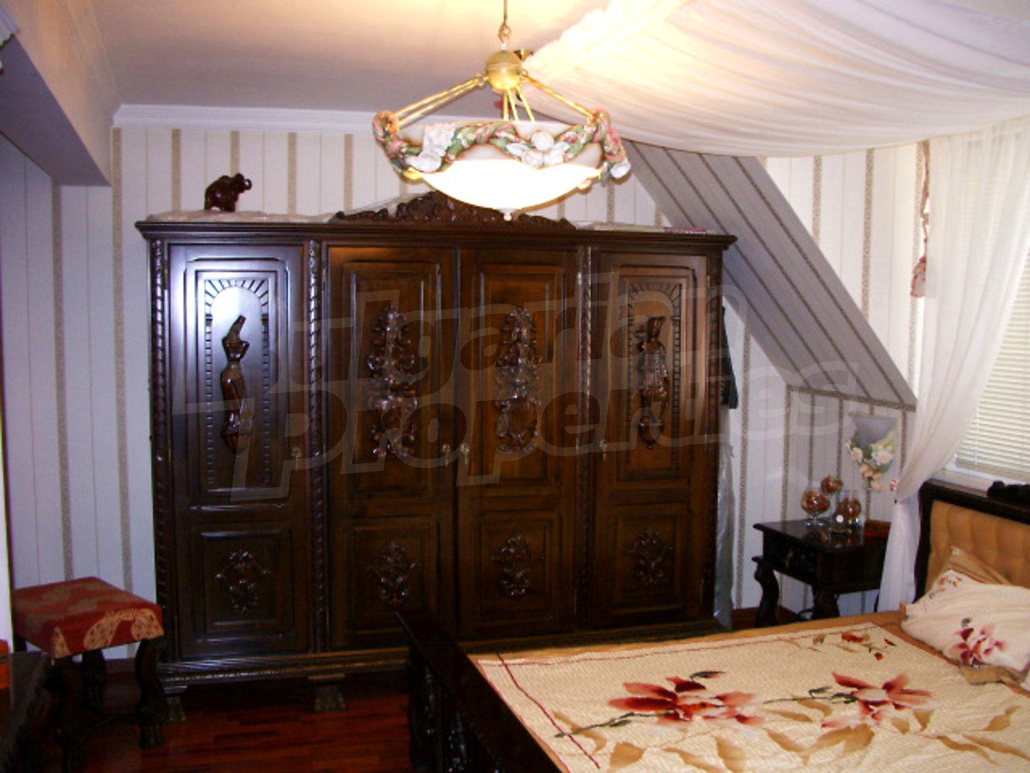 Gallery Picture 27