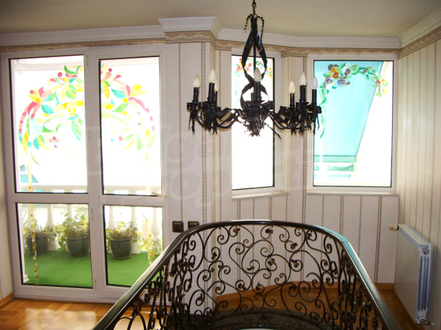 Gallery Picture 33