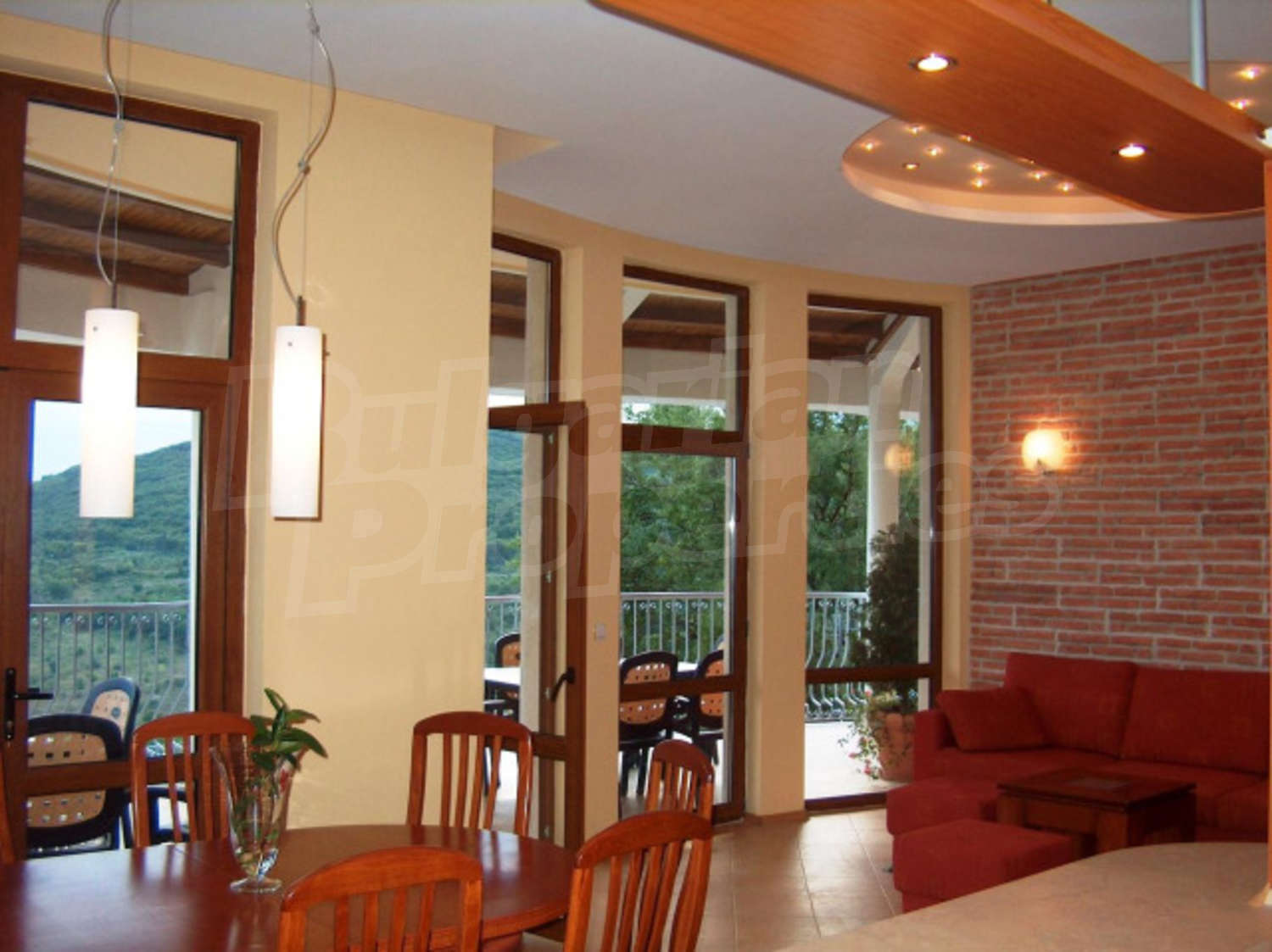 Gallery Picture 7