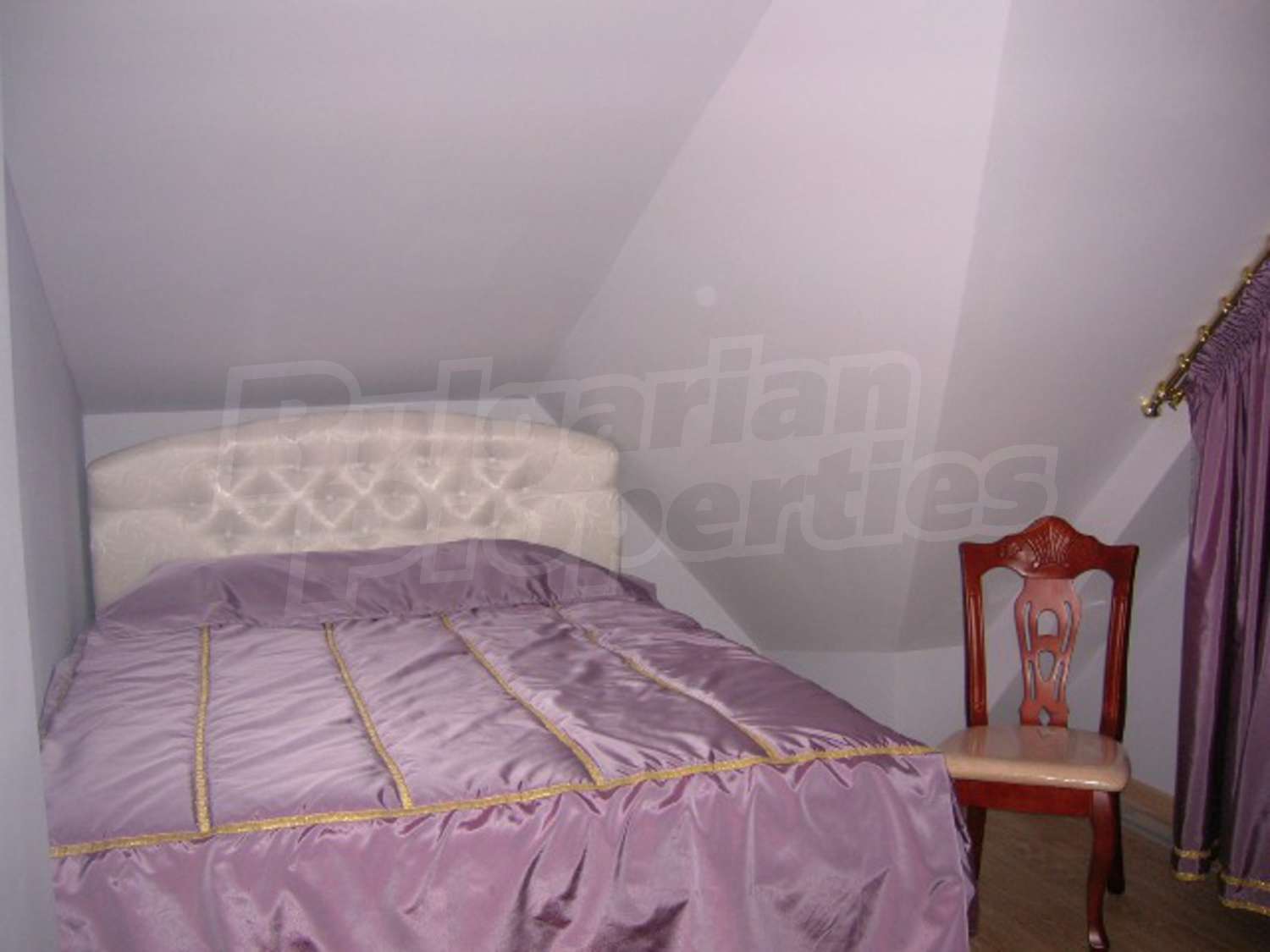 Gallery Picture 11