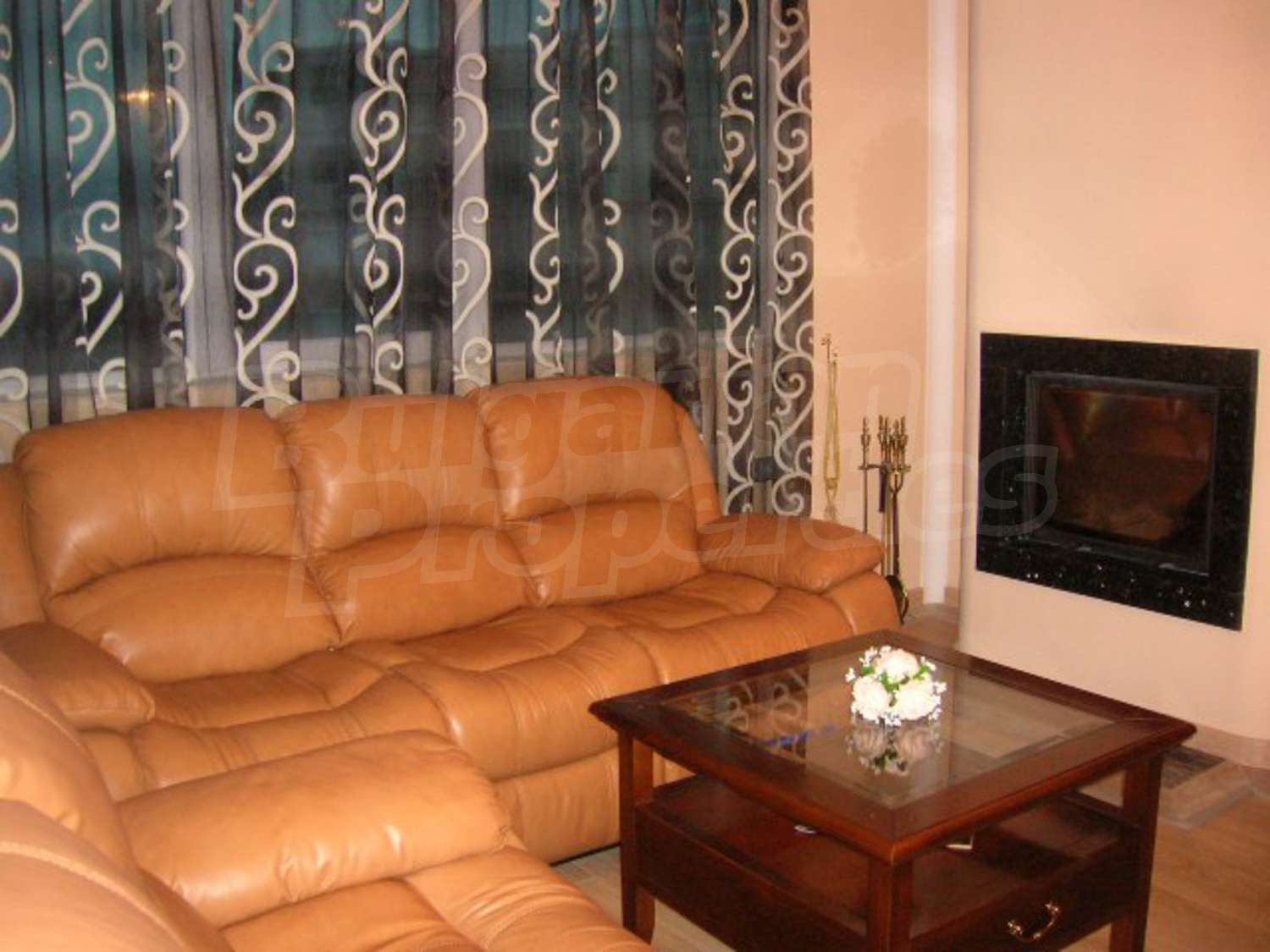 Gallery Picture 2