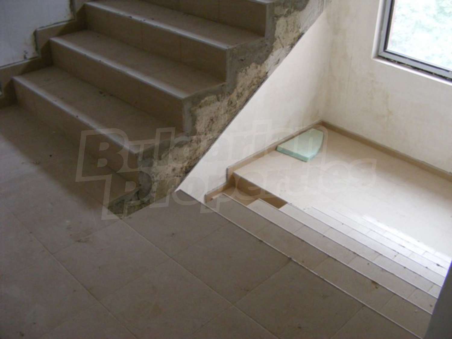 Gallery Picture 12
