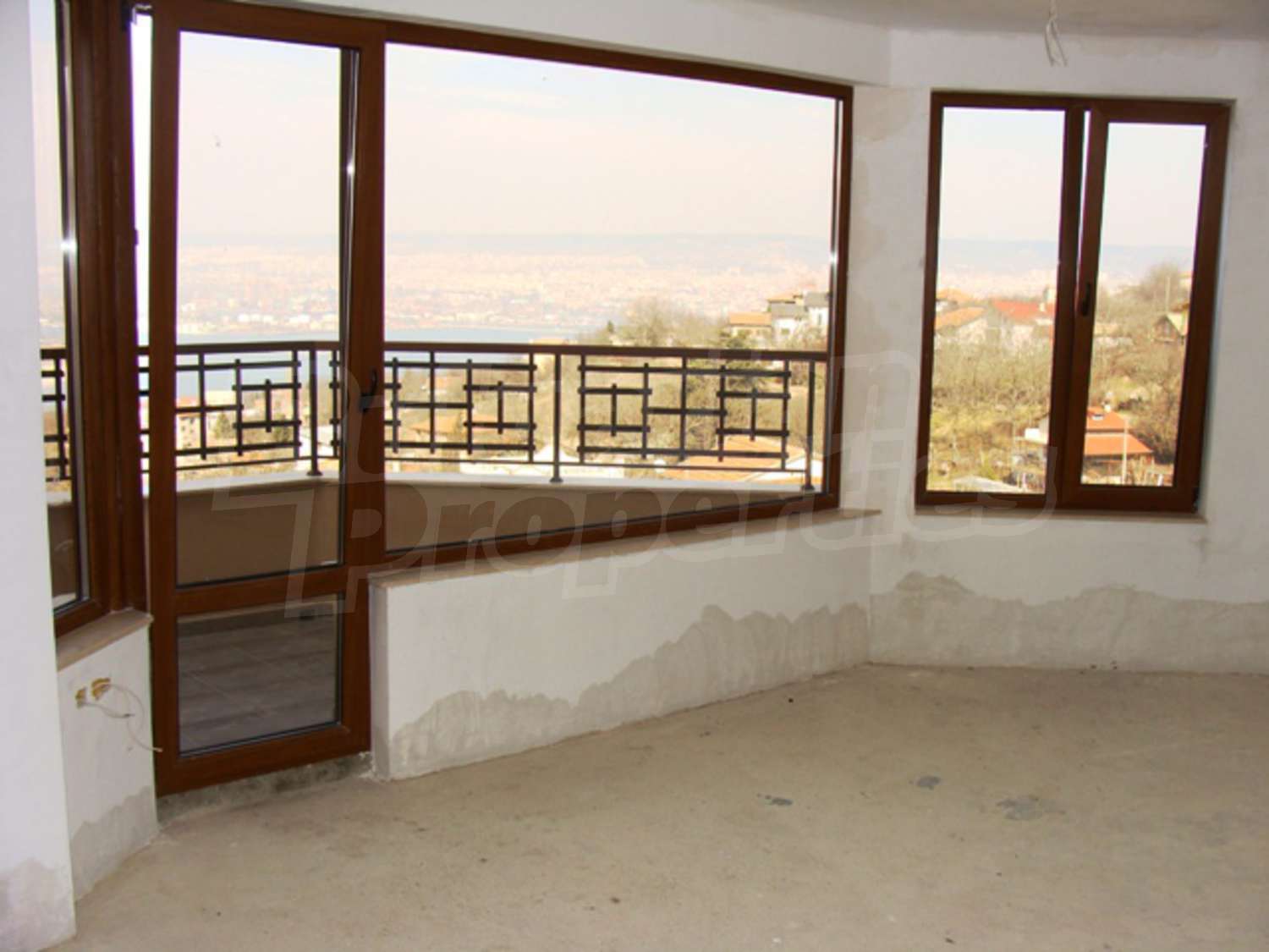 Gallery Picture 19