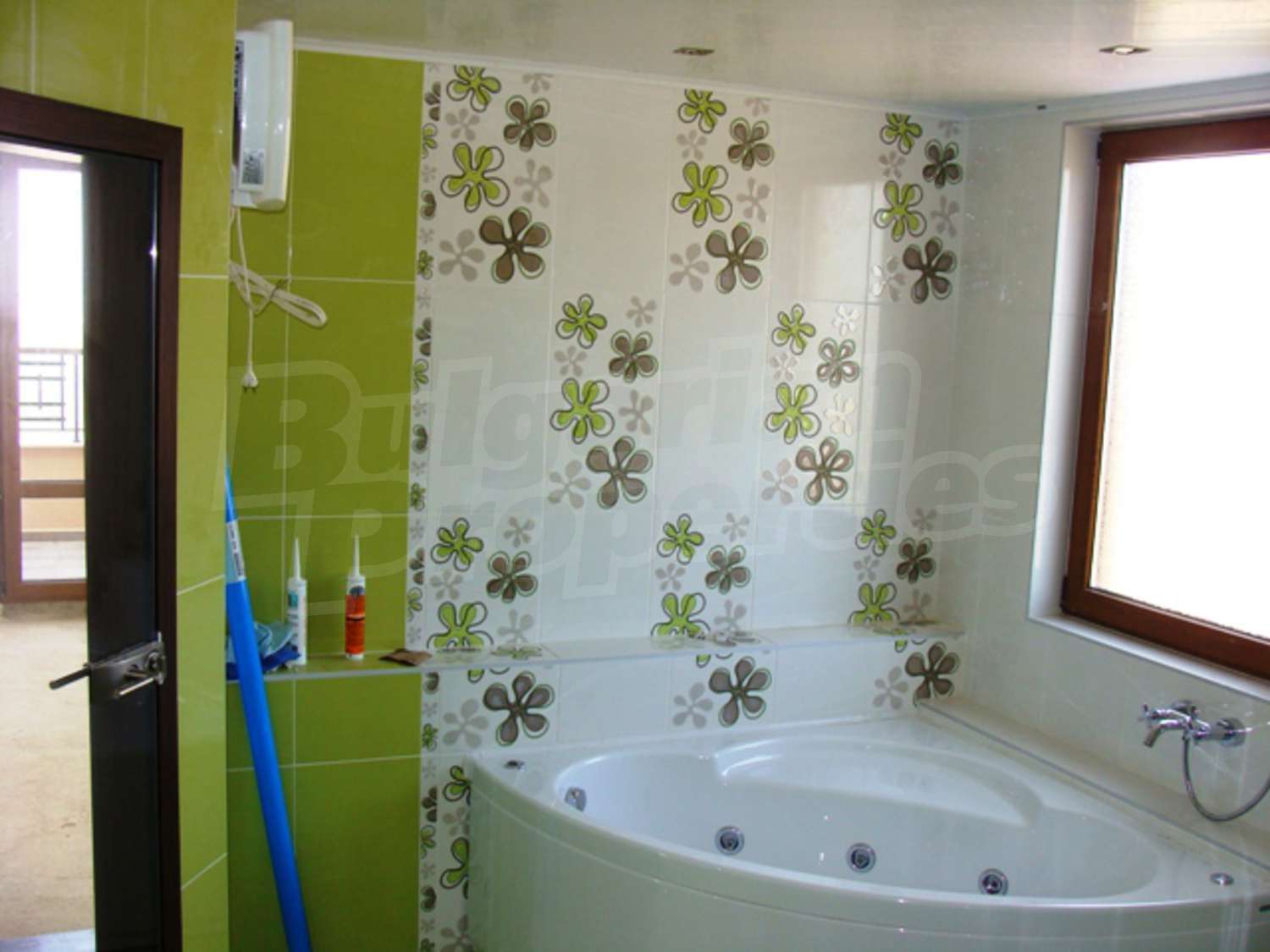 Gallery Picture 27