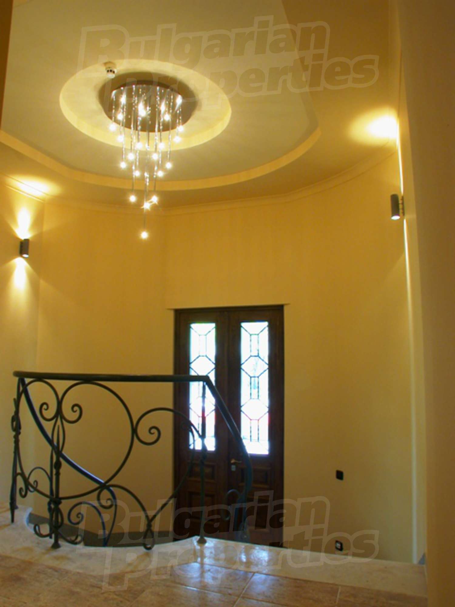 Gallery Picture 3