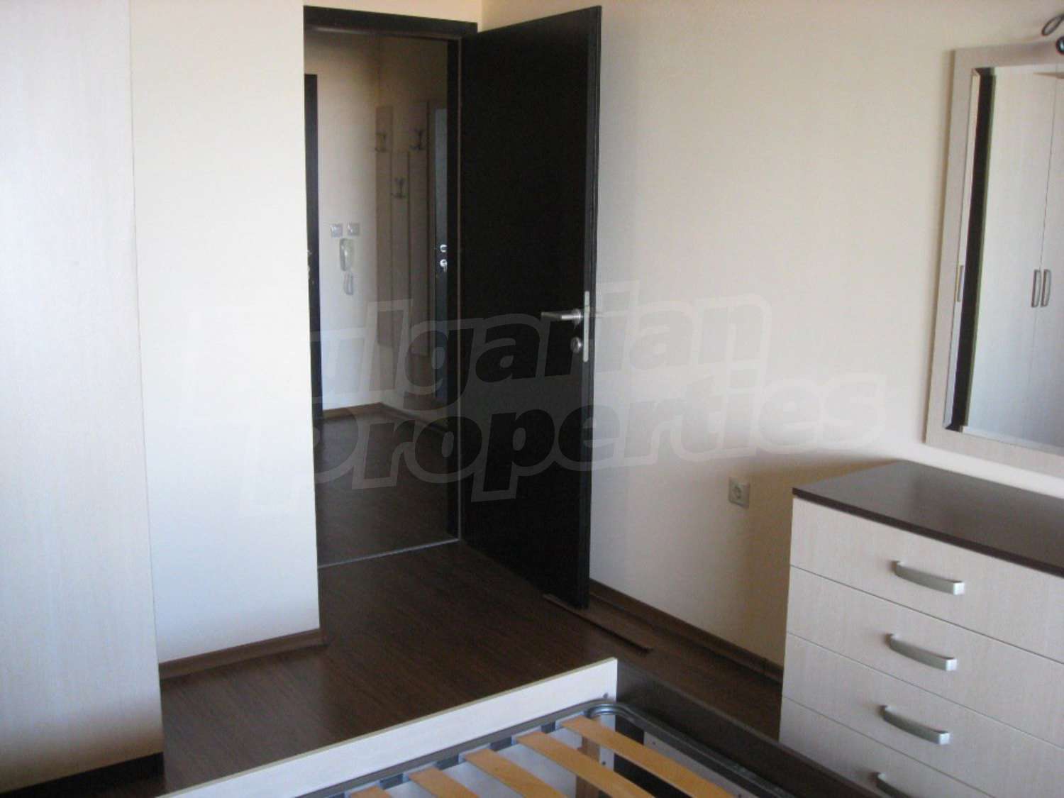 Gallery Picture 14