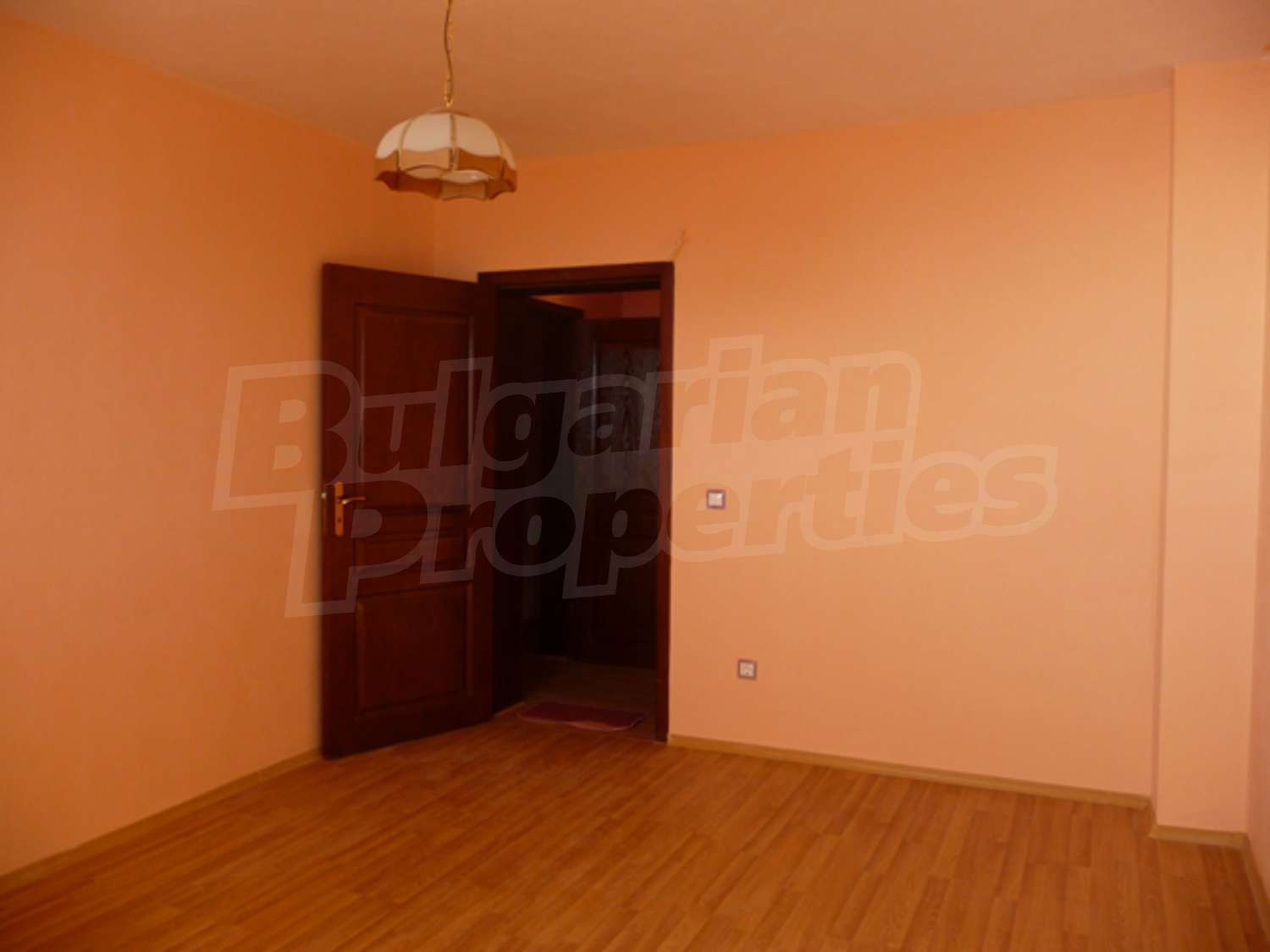 Gallery Picture 25