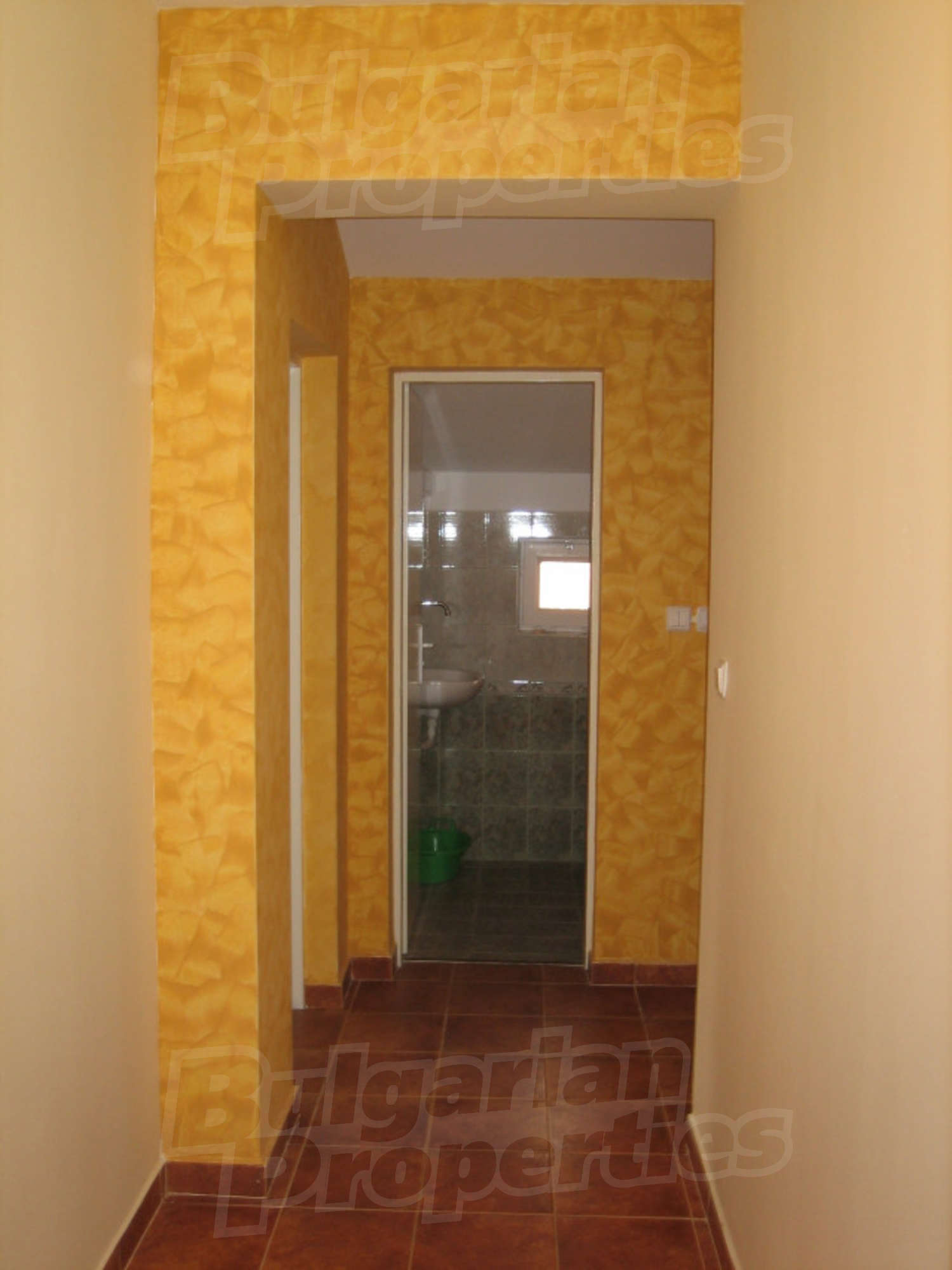 Gallery Picture 10