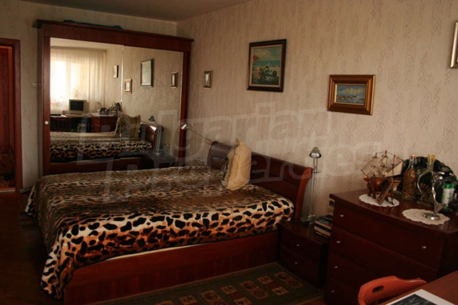 Gallery Picture 13