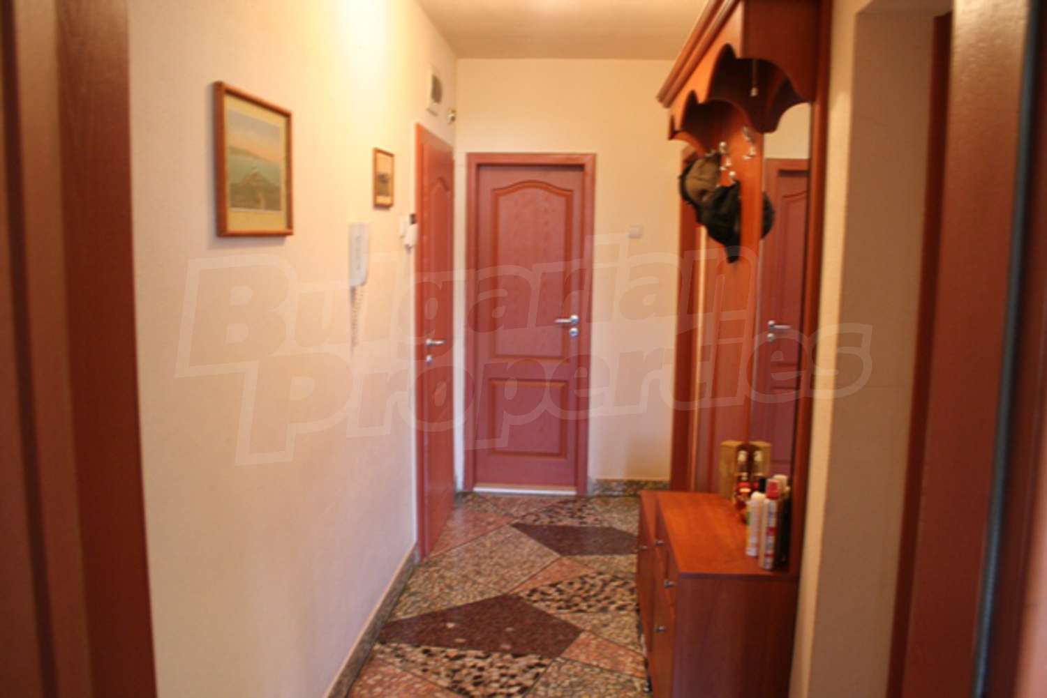 Gallery Picture 23