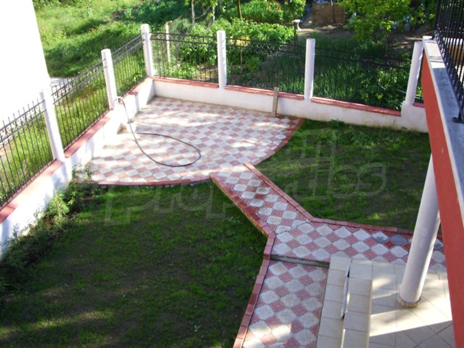 Gallery Picture 5