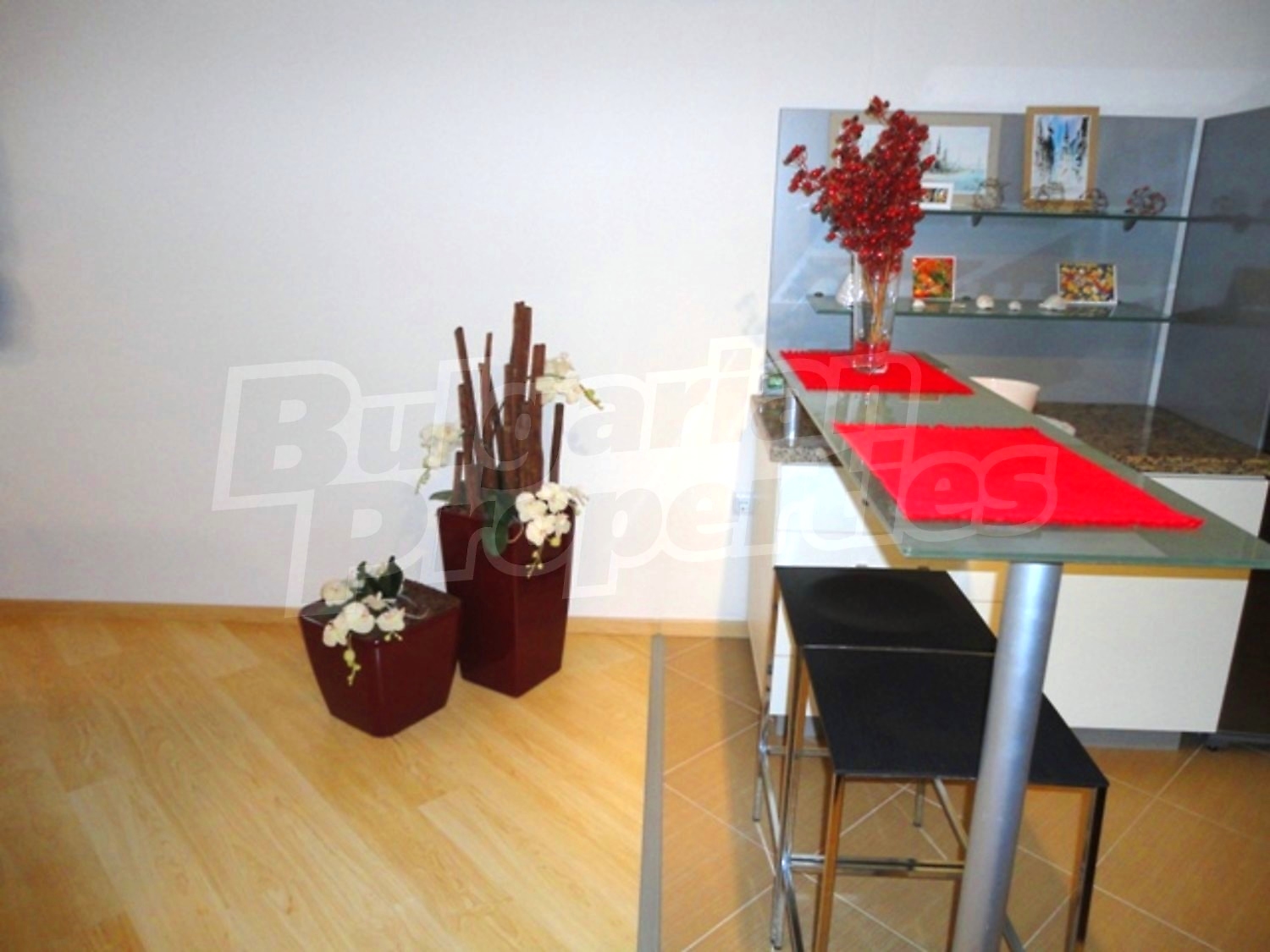 Gallery Picture 5