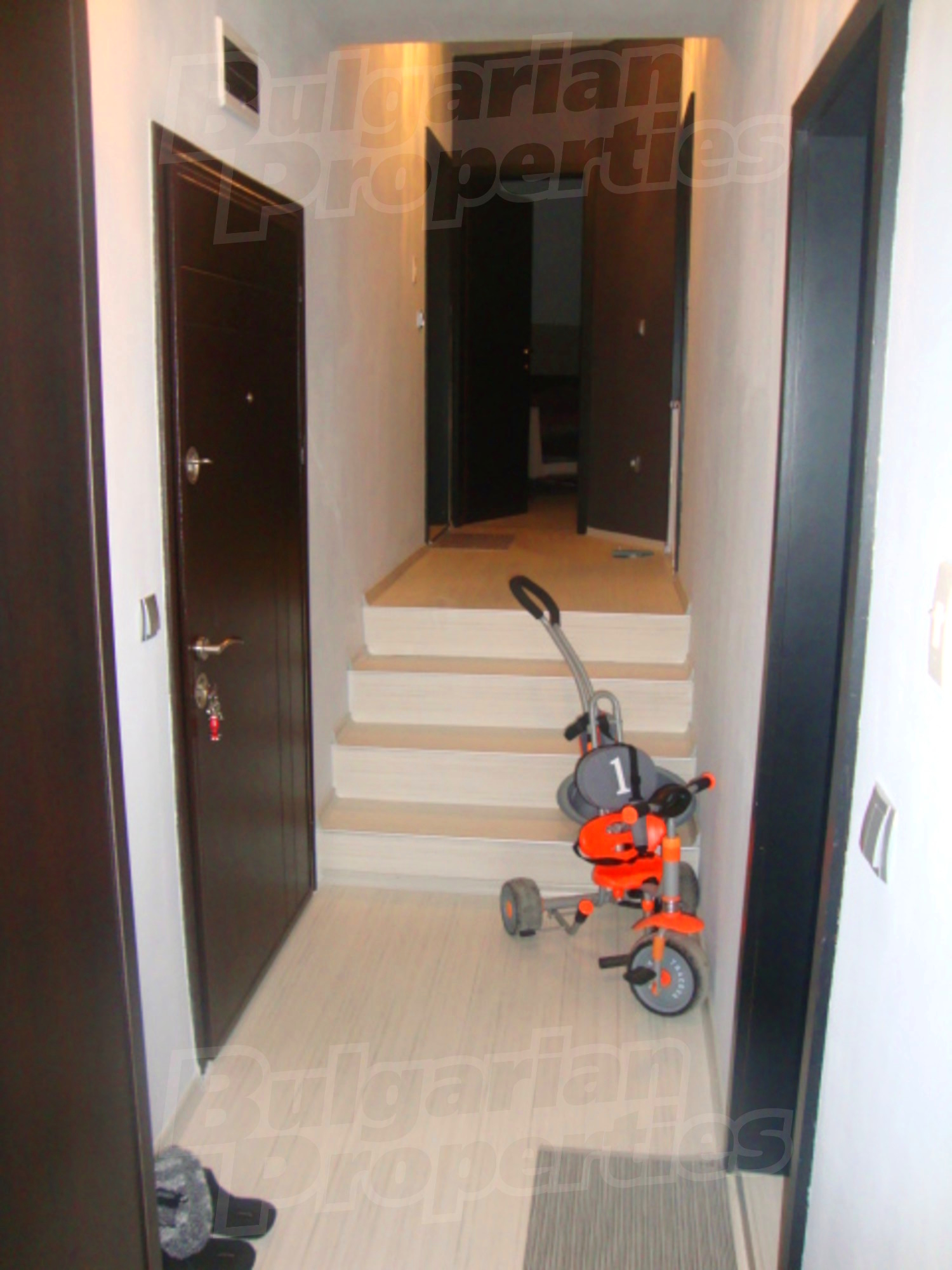 Gallery Picture 7