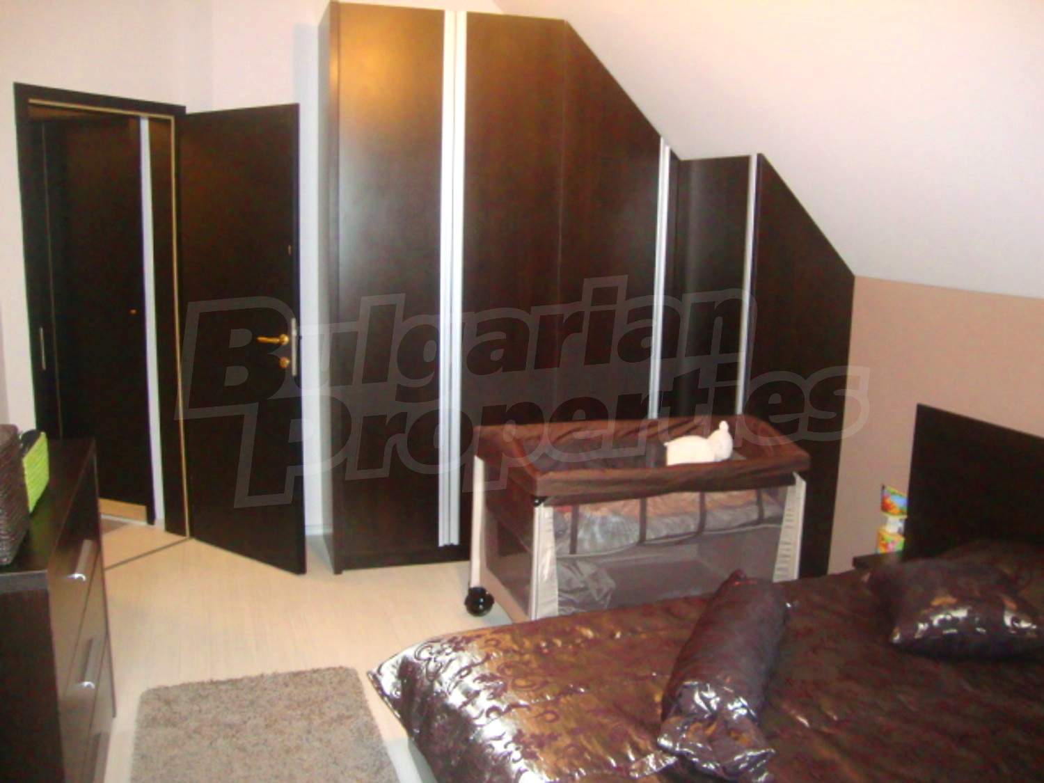 Gallery Picture 8