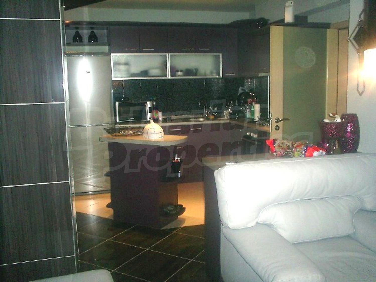 Gallery Picture 2