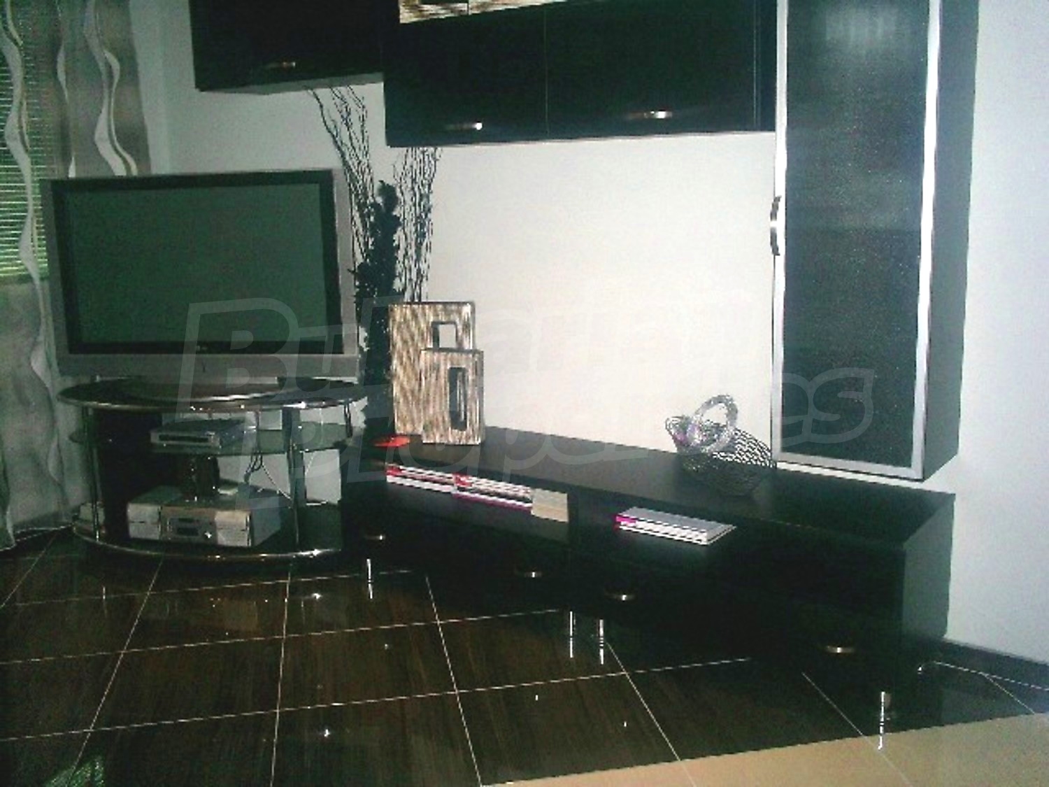 Gallery Picture 5