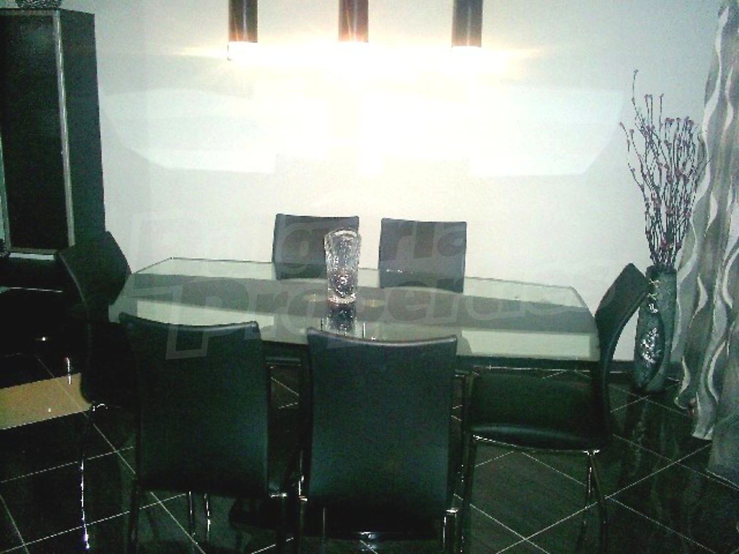 Gallery Picture 7