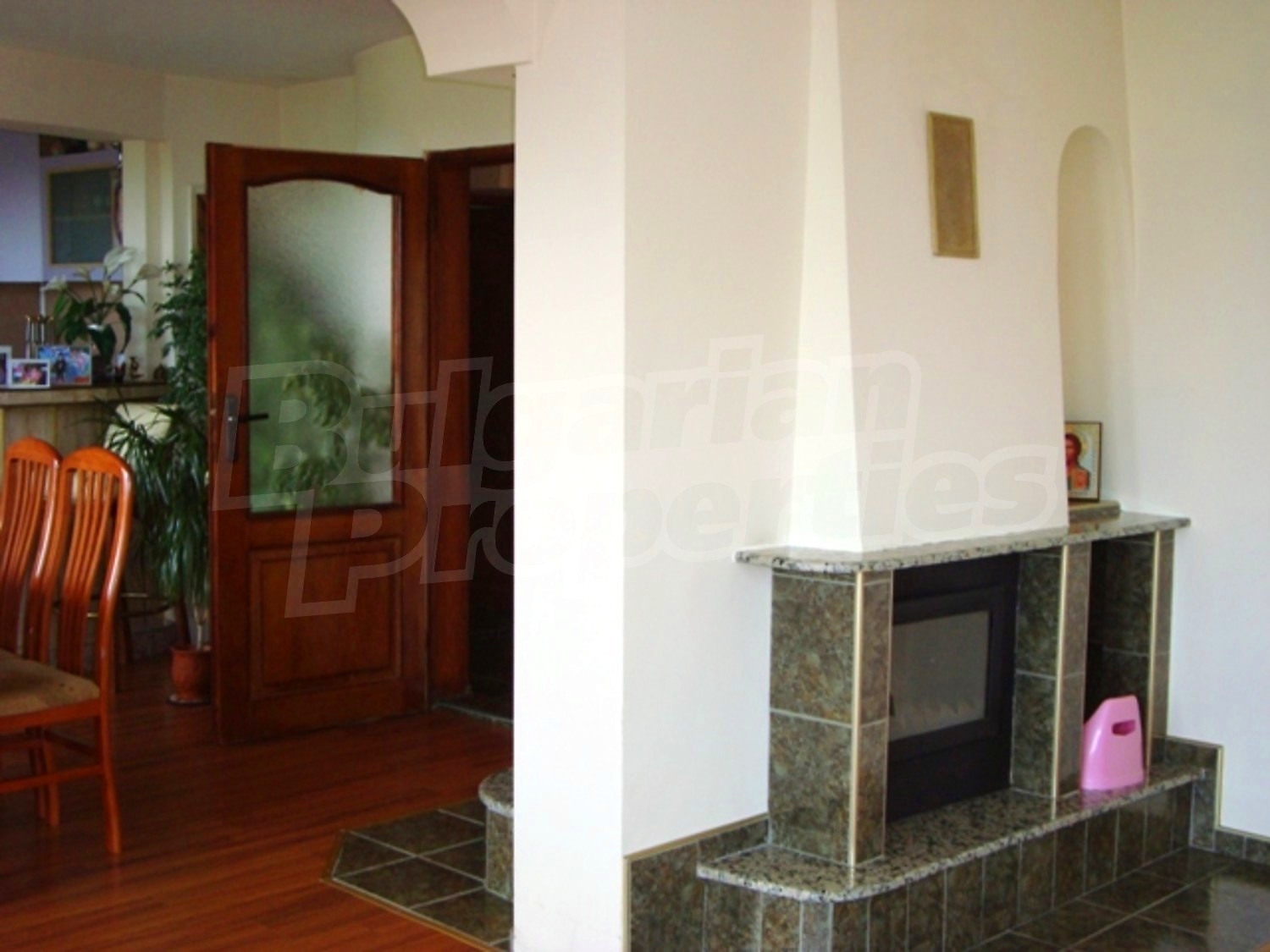 Gallery Picture 18