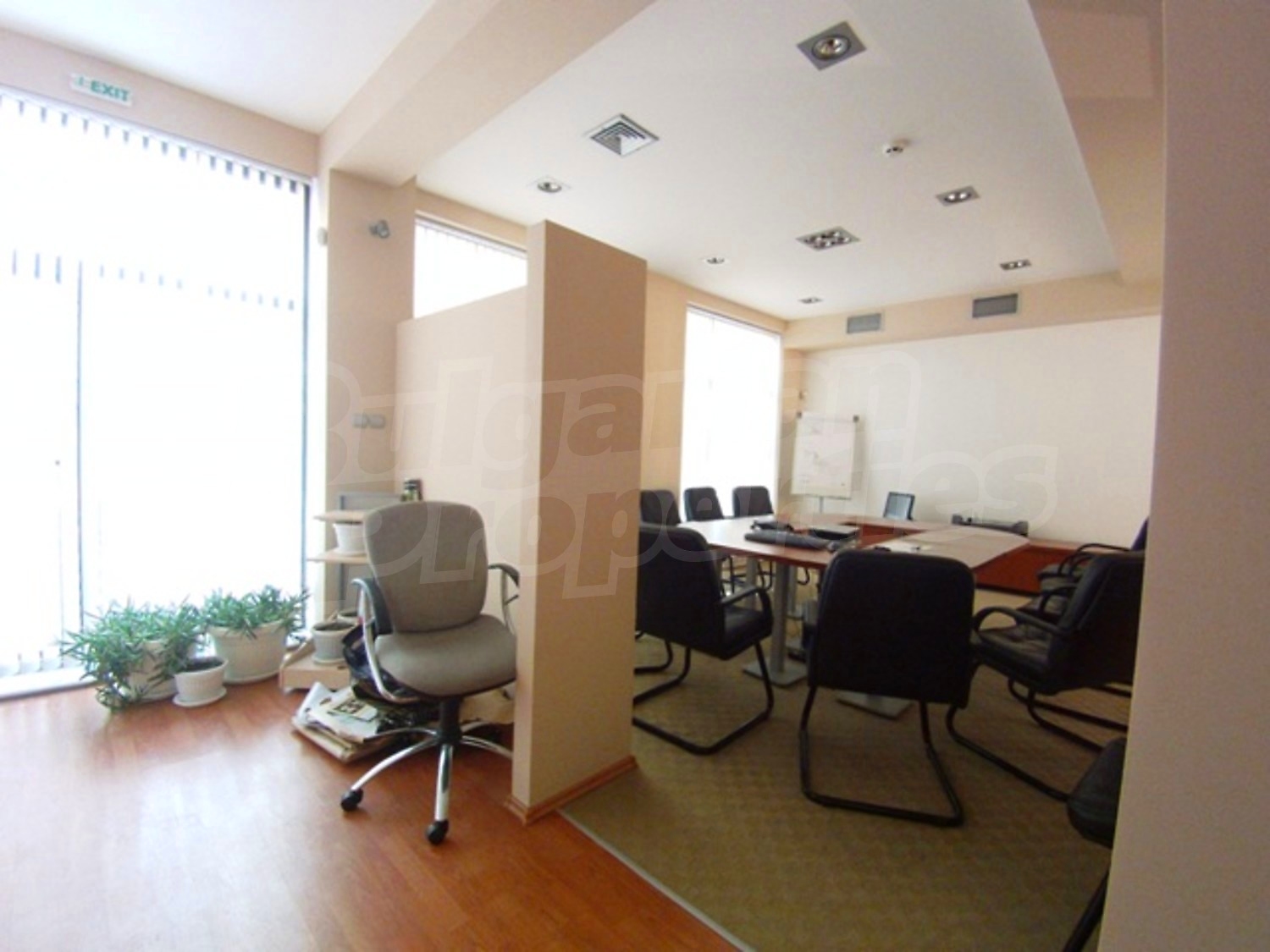 Gallery Picture 10