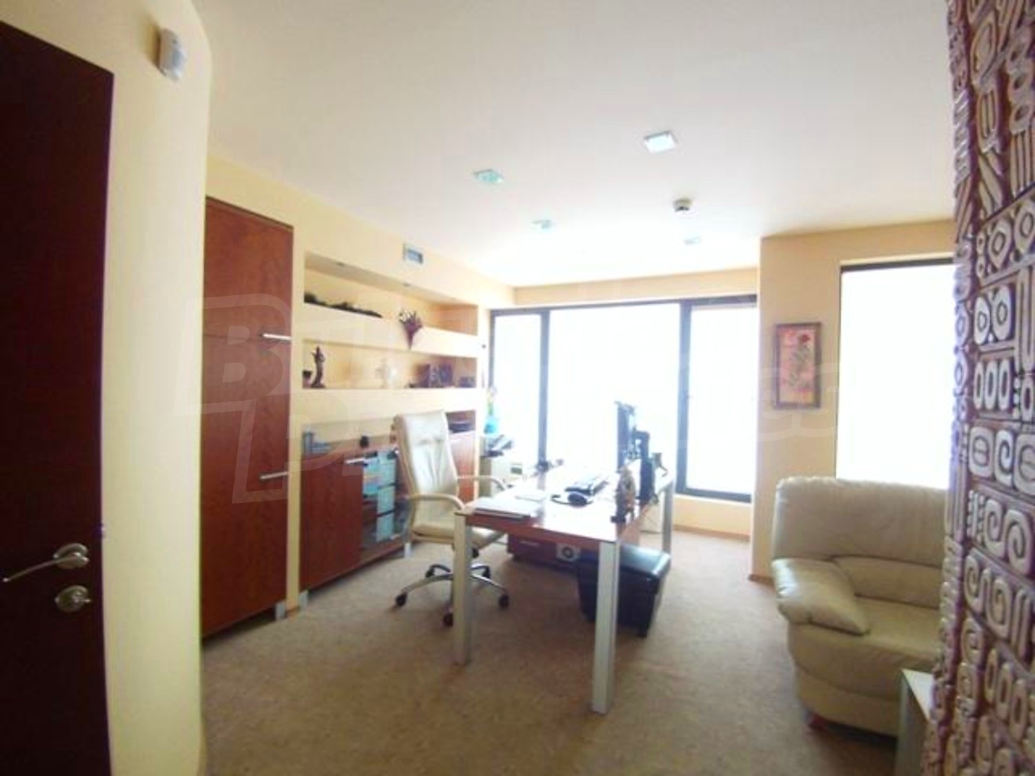 Gallery Picture 12
