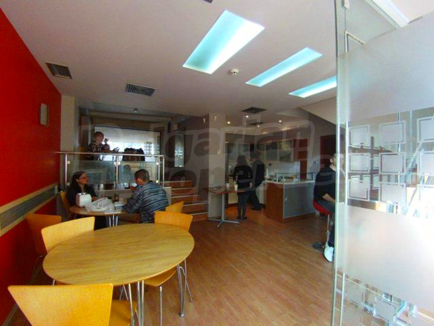 Gallery Picture 7