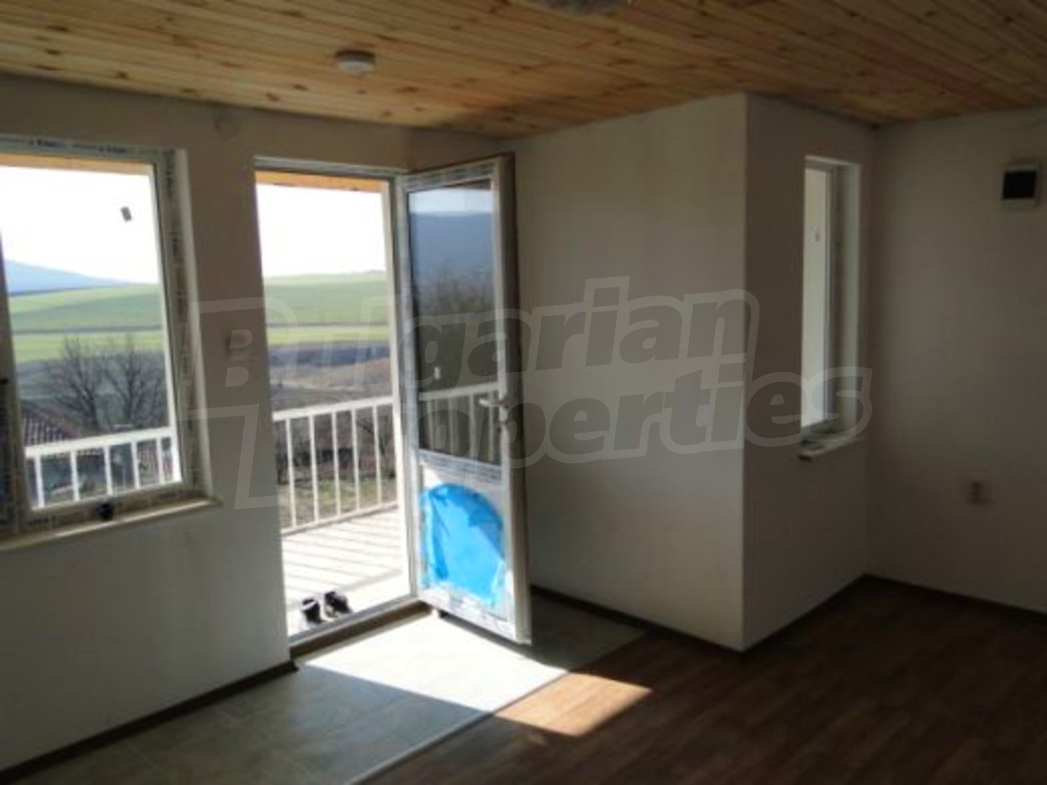 Gallery Picture 3