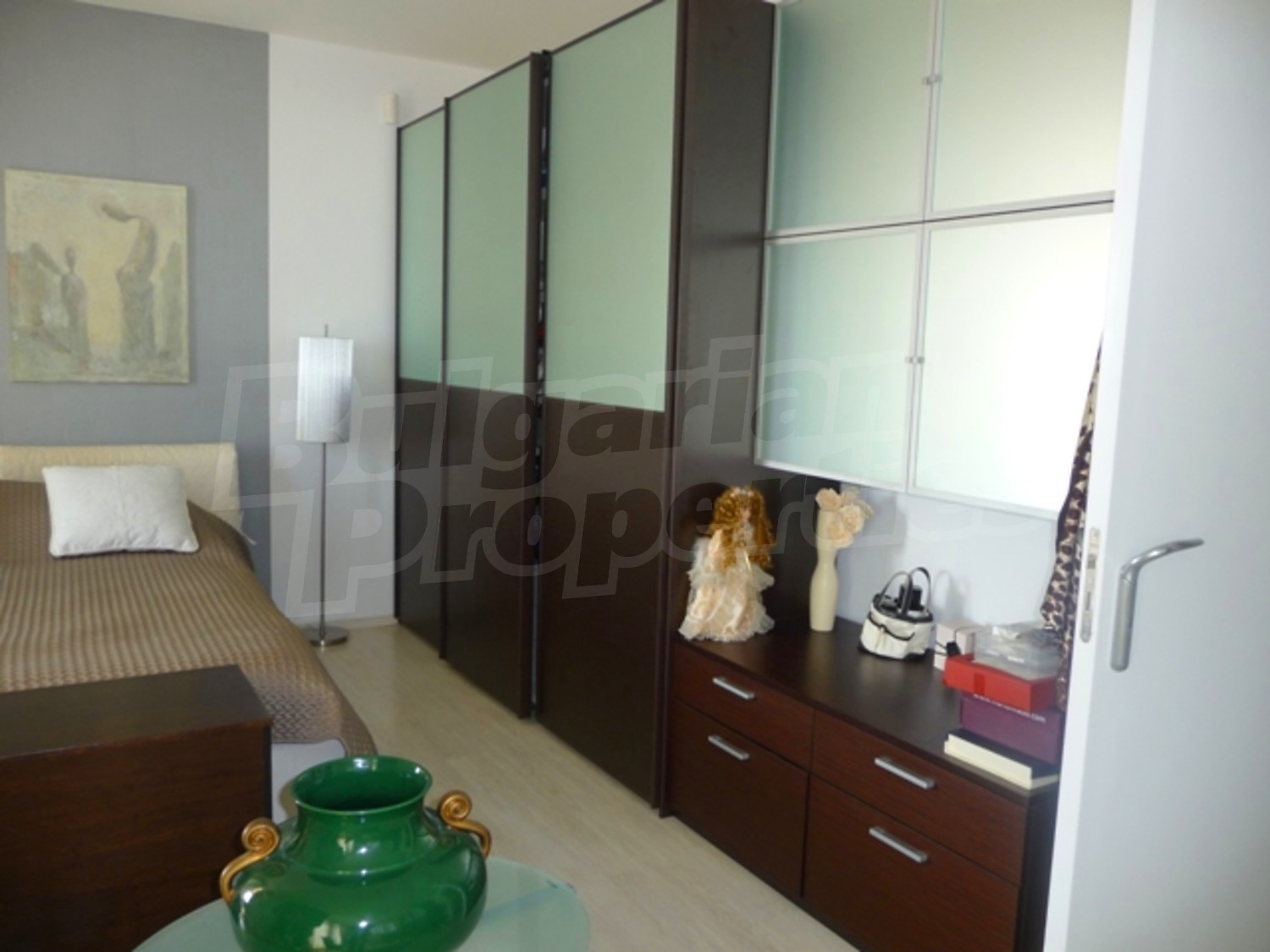 Gallery Picture 31