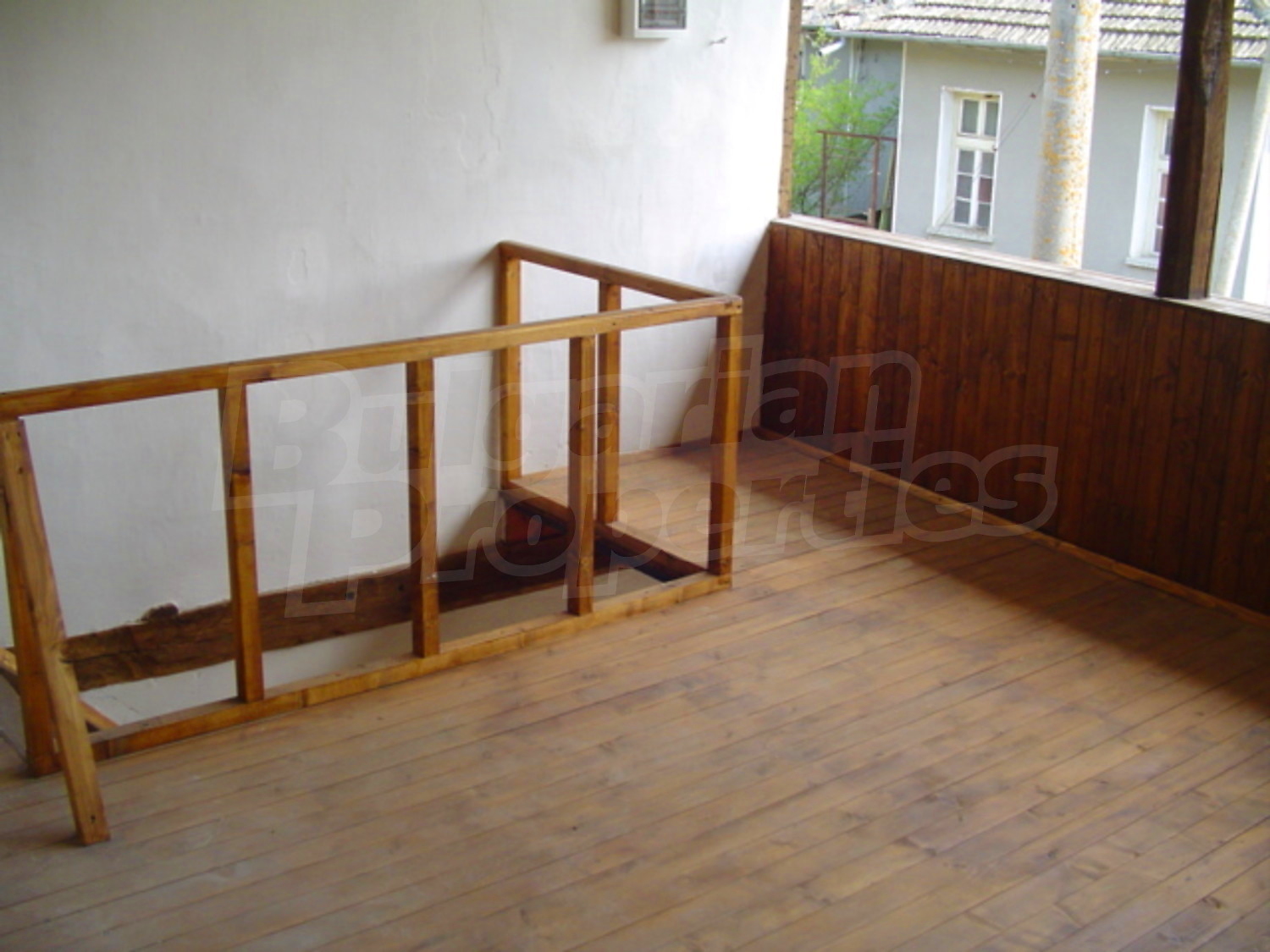 Gallery Picture 12
