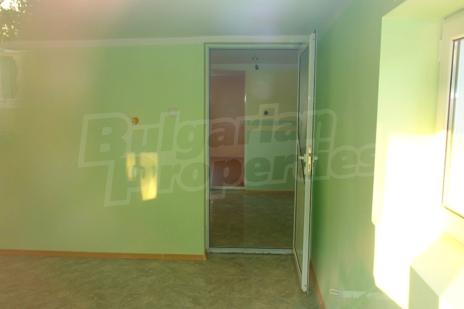 Gallery Picture 5