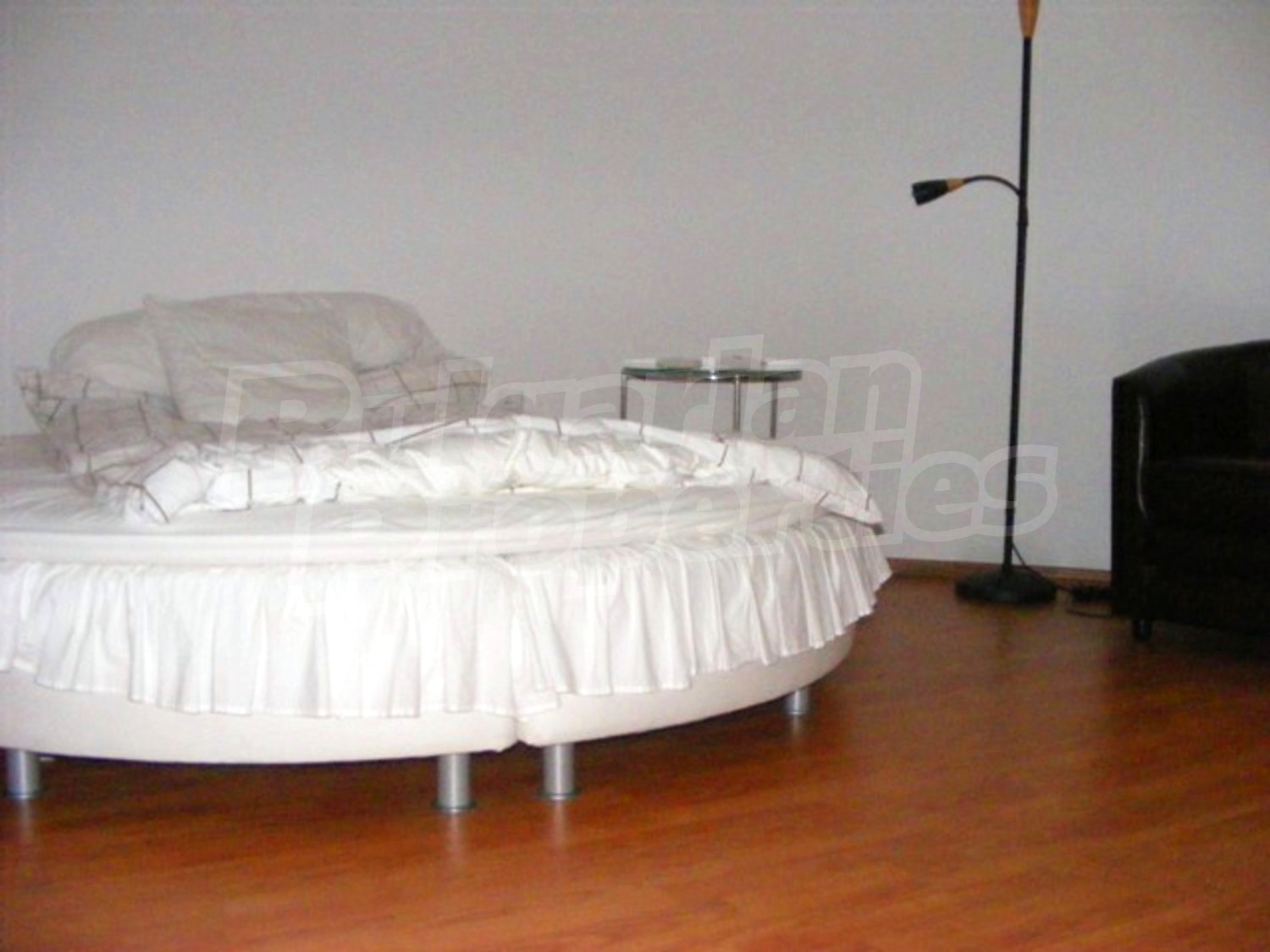 Gallery Picture 14