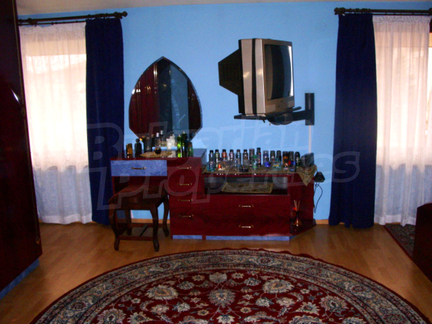 Gallery Picture 30