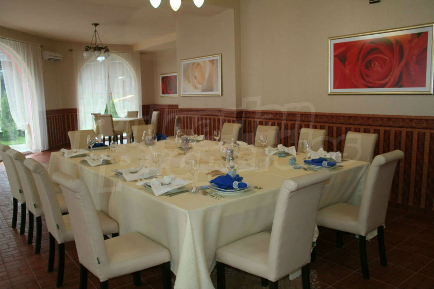 Gallery Picture 9