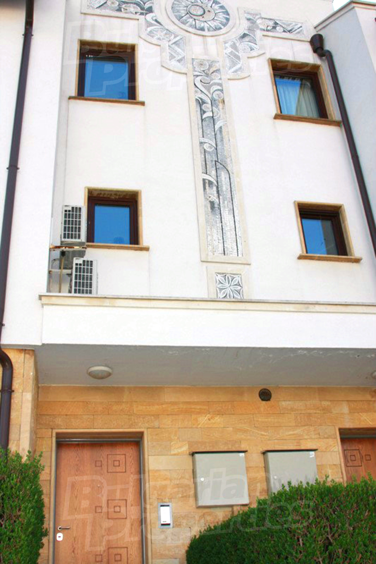 Gallery Picture 17