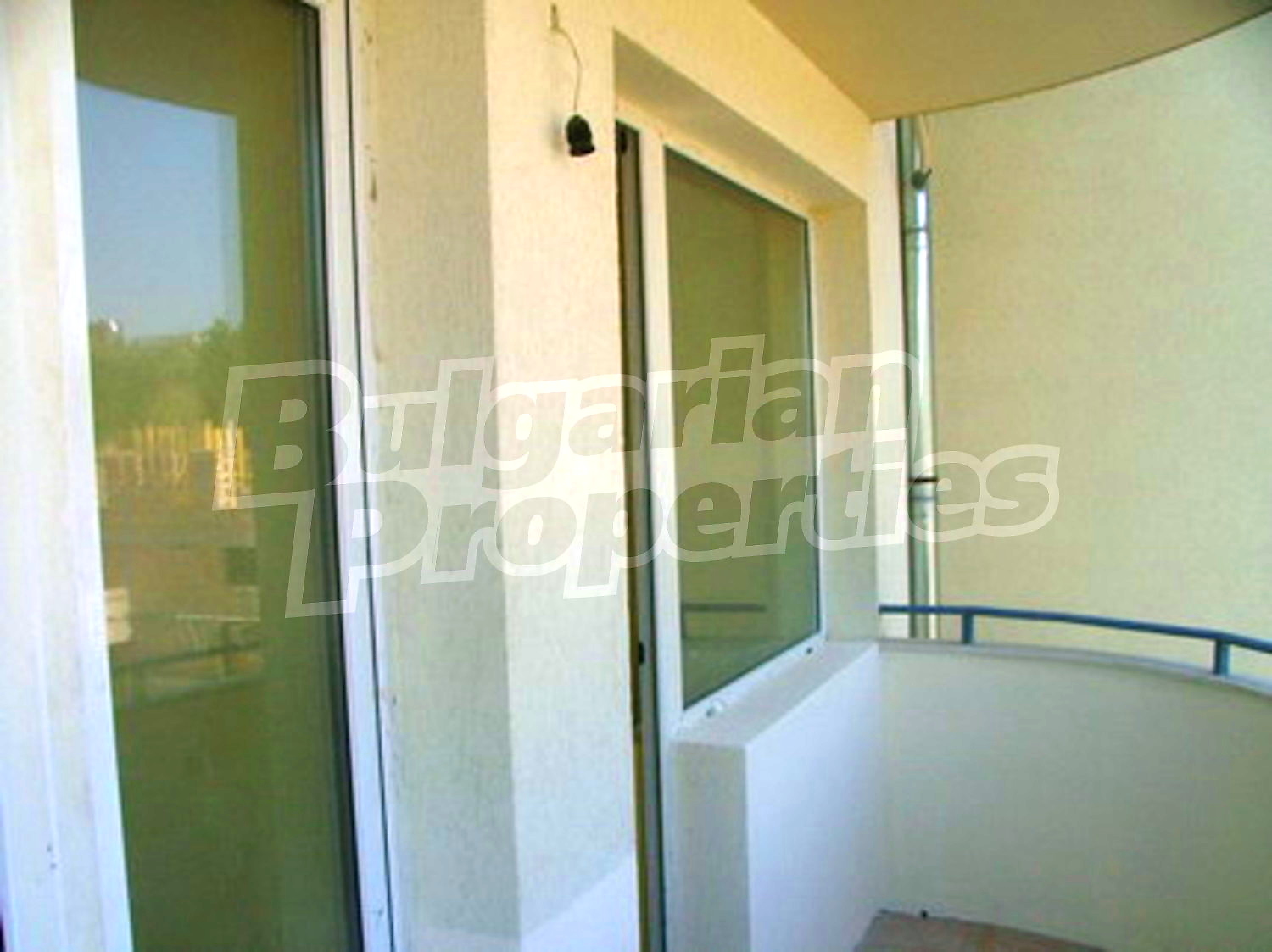 Gallery Picture 4