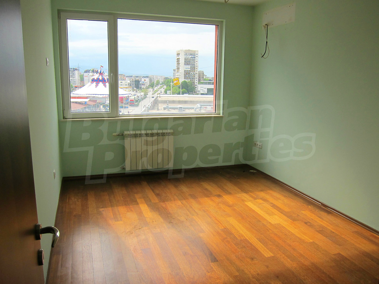 Gallery Picture 14