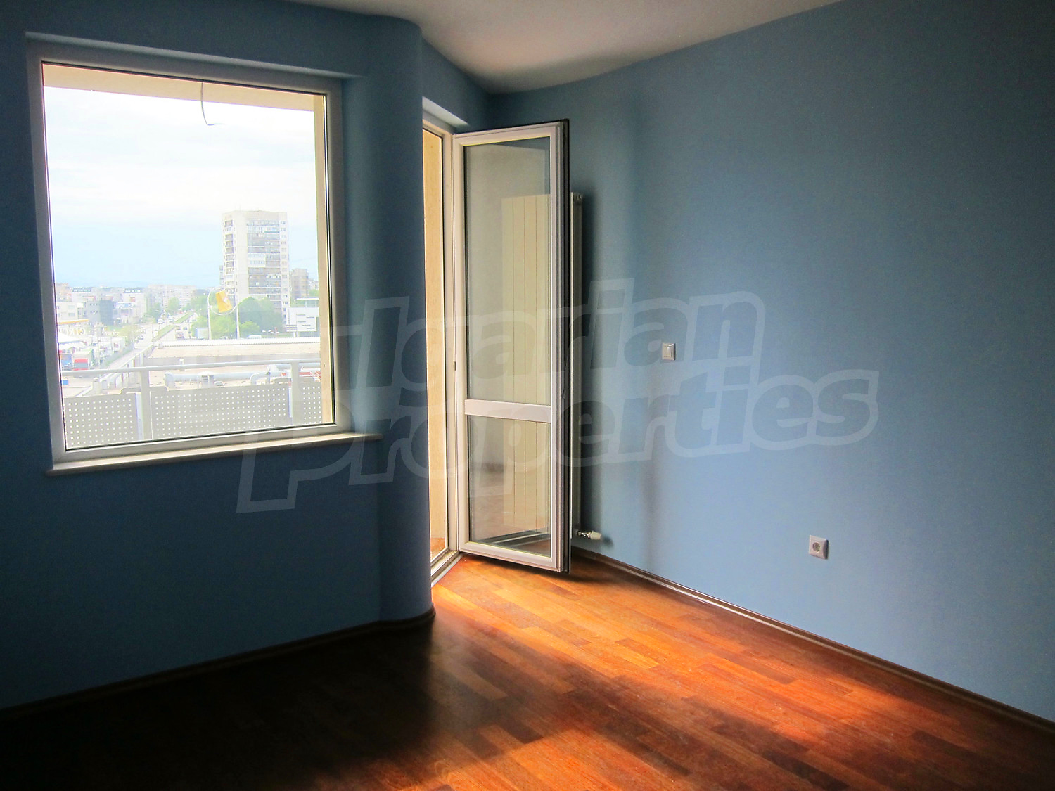 Gallery Picture 15