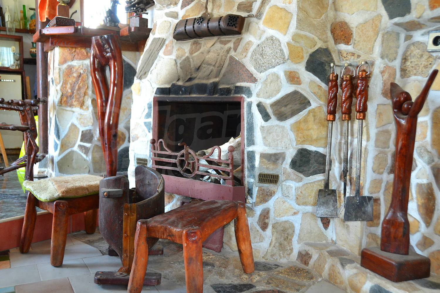 Gallery Picture 33