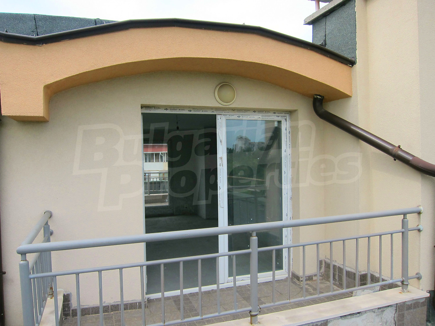 Gallery Picture 25