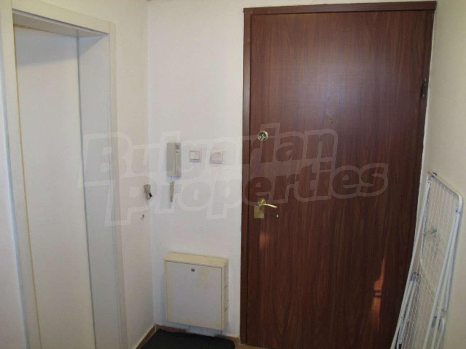 Gallery Picture 8