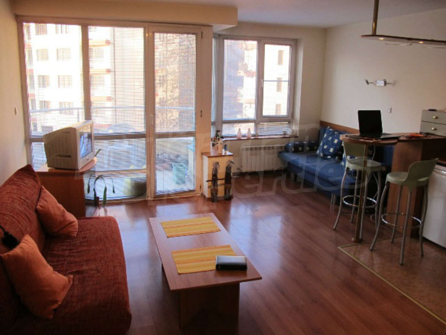 Gallery Picture 9